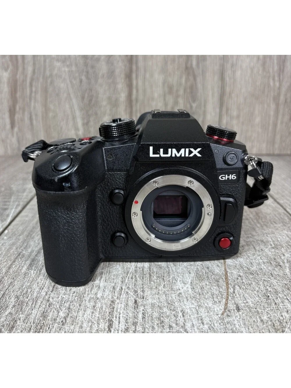 Panasonic Lumix GH6 25.2MP Mirrorless Camera Body Bundle Batteries & Charger